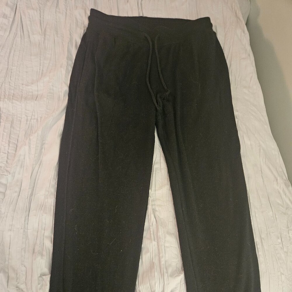 Woolly black joggers
